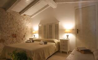 TD Trulli Della Lama Private Trulli With Pool