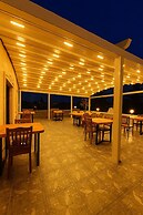 Grand Uçhisar Hotel