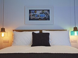 The Barn, 20 At The Beach