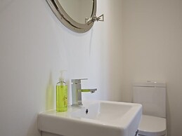 The Barn, 20 At The Beach