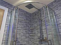 The Barn, 20 At The Beach