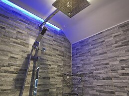 The Barn, 20 At The Beach