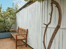 1 Castle Cottages