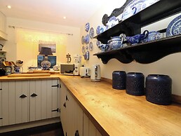Wonderland Cottage