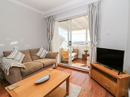 Pebble Lodge