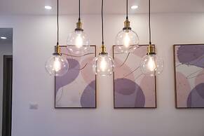 Family Getaway Apartment - On The Beach