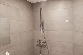 Family Getaway Apartment - On The Beach