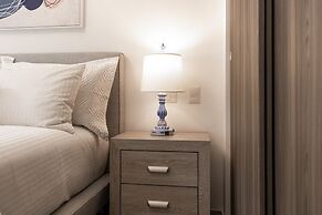 Family Getaway Apartment - On The Beach