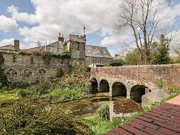 Riverside 67 Dorchester Road