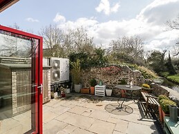 Riverside 67 Dorchester Road