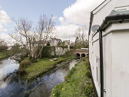 Riverside 67 Dorchester Road