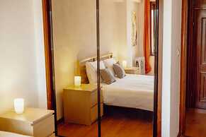 Matosinhos SEA Side 2BD by Vacationy