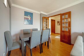 Matosinhos SEA Side 2BD by Vacationy