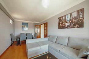 Matosinhos SEA Side 2BD by Vacationy