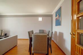 Matosinhos SEA Side 2BD by Vacationy