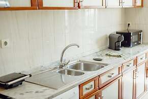 Matosinhos SEA Side 2BD by Vacationy