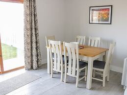C64 Cahermore Holiday Village