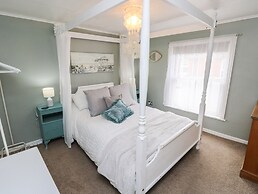 Linda Cottage