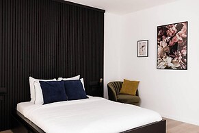 Gorgeous Apartment in old City Centre of Antwerp 1