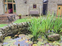 Rough Bank Barn