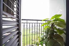 Canh Apartment in Vinhomes Green Bay