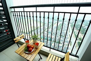 Canh Apartment in Vinhomes Green Bay