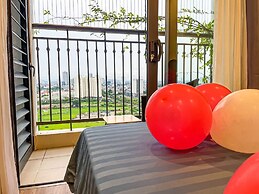 Canh Apartment in Vinhomes Green Bay