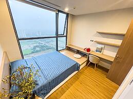 Canh Apartment in Vinhomes Green Bay