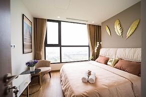 Canh Apartment in Vinhomes Green Bay