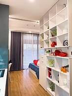 Canh Apartment in Vinhomes Green Bay