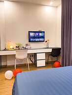 Canh Apartment in Vinhomes Green Bay