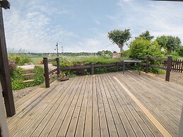 3 Valley View Lodges