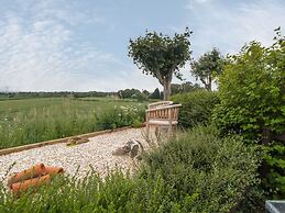 3 Valley View Lodges