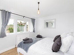 Mischa Cottage