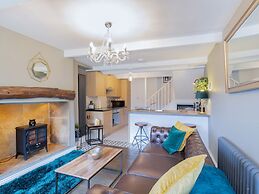 Mischa Cottage