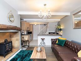 Mischa Cottage