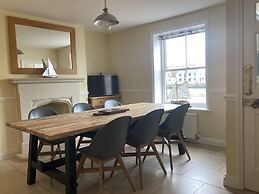 Harbourside Cottage