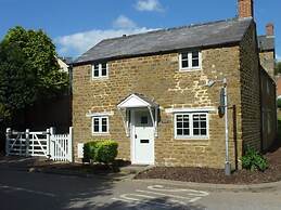 Hollytree Cottage