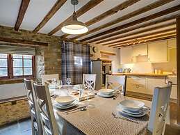 Hollytree Cottage