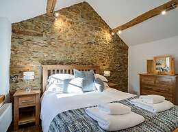 Hollytree Cottage