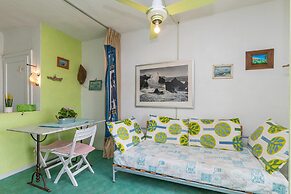 Il Vecchio Faro A42 150mt From The Beach