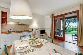 Il Borgo 10/5 700mt From The Beach