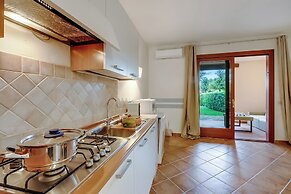 Il Borgo 10/5 700mt From The Beach