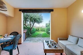 Il Borgo 10/5 700mt From The Beach