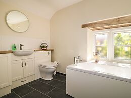 Wheelwrights Cottage