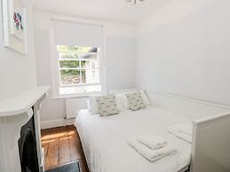 Bay Tree Cottage, Dartmouth