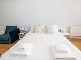 Bay Tree Cottage, Dartmouth