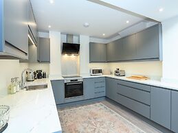 Bay Tree Cottage, Dartmouth