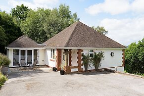 Heath Retreat