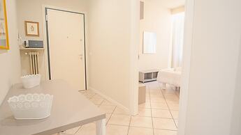 Sweet Lake Apartment - Italian Homing